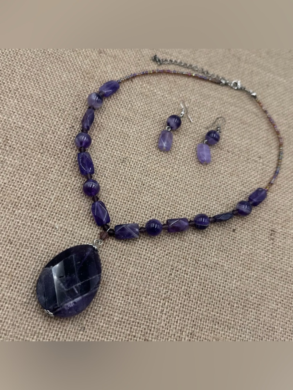 Genuine Amethyst Stone Teardrop  Necklace Earrings Set - Picture 3 of 4